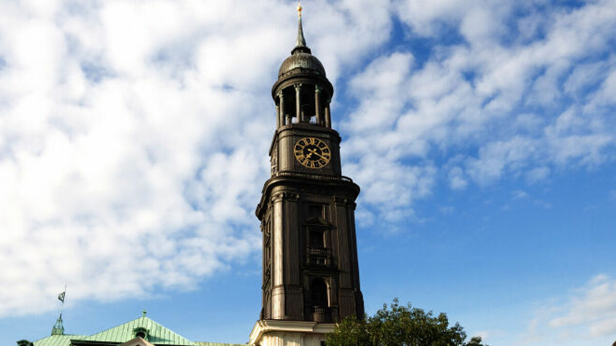 Der Hamburger Michel braucht dringend Geld, um seine vielfältigen kostenfreien Angebote aufrecht erhalten zu können. Helfen soll jetzt eine Münzaktion. 