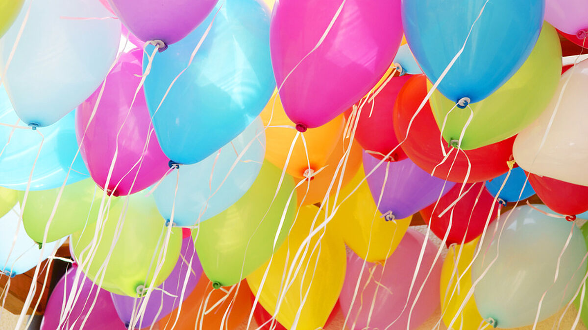111 Luftballons stiegen für die Stadtmission in den Himmel (Symbolfoto)