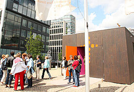 Die Hafencity-Kapelle war ein Treffpunkt für Touristen und Hamburger