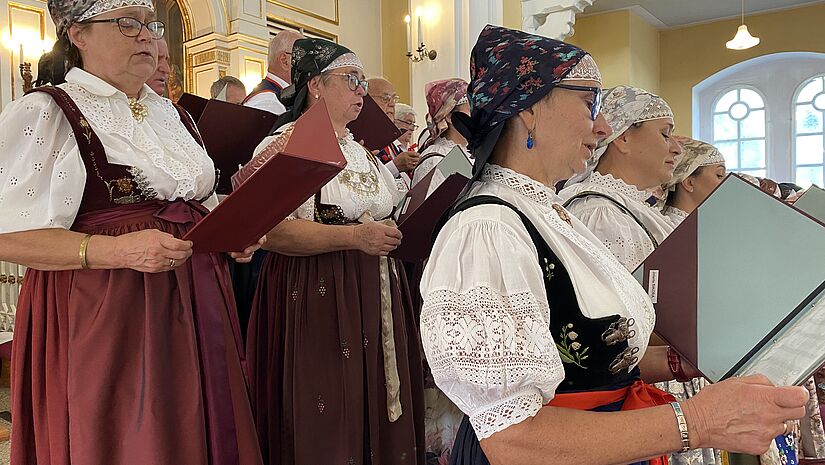 Frauenchor der Gemeinde Skoczow in Süd-Polen