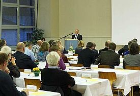 Kirchenkreissynode endet ohne Beschlüsse - Blick in den Tagungssaal in Greifswald