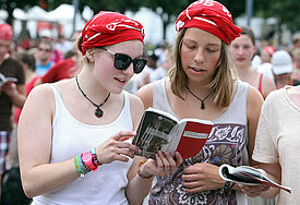 Jugendliche beim Stuttgarter Kirchentag (epd-bild)