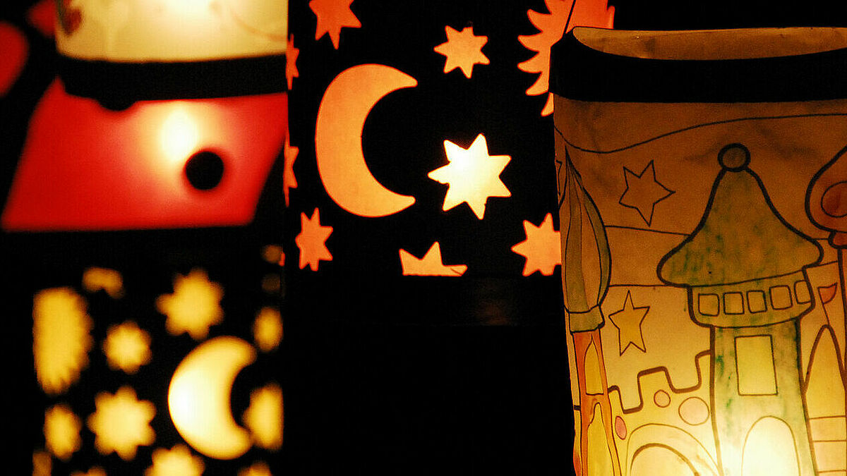 Ein Fest für Kinder: Am 11. November ziehen die Kleinsten traditionell mit ihren Laternen um die Häuser.
