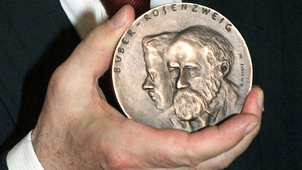 Die Buber-Rosenzweig-Medaille wird in diesem jahr an György Konrád verliehen (Symbolbild).