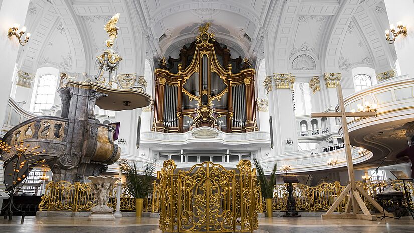 Die große Orgel im Michel