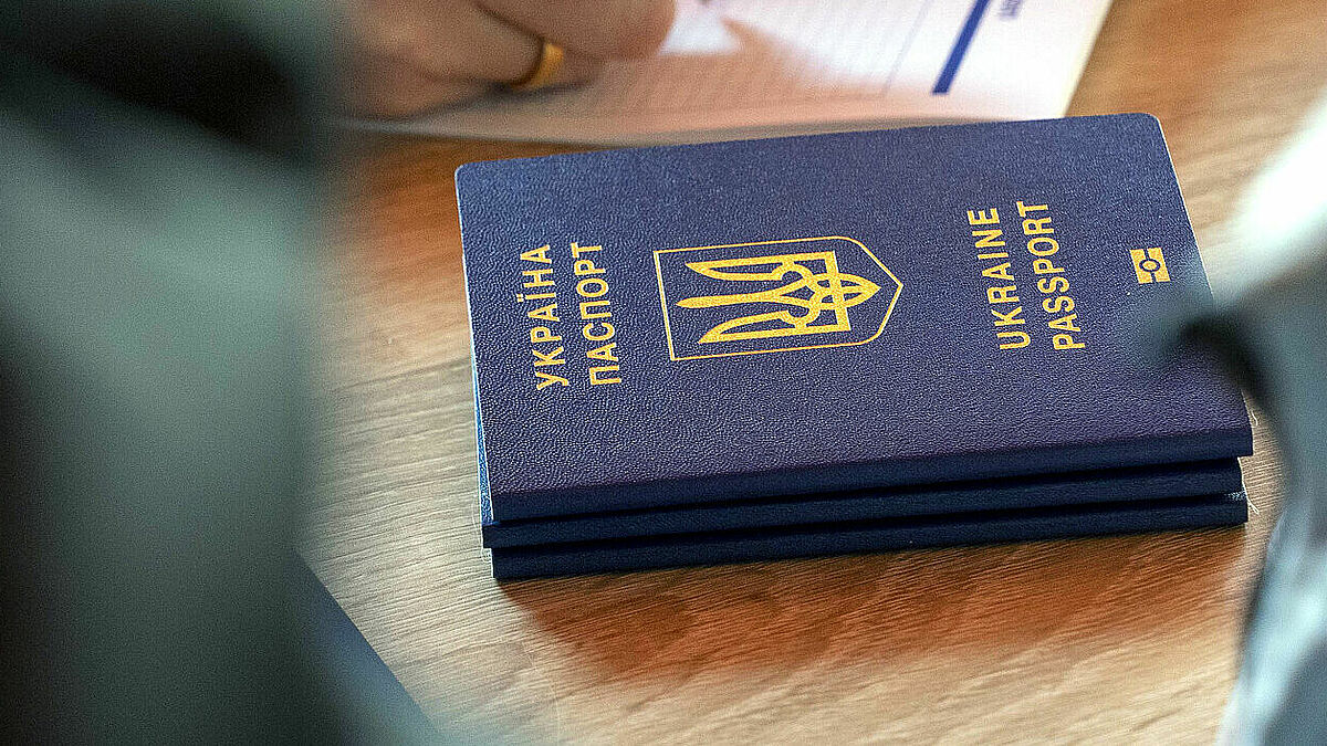 Der russische Angriff auf die Ukraine stellte das Leben für Millionen Menschen auf den Kopf. Immer mehr ukrainische Flüchtlinge verlassen ihr Land. Der russische Angriff auf die Ukraine stellte das Leben für Millionen Menschen auf den Kopf. Immer mehr ukrainische Flüchtlinge verlassen ihr Land.