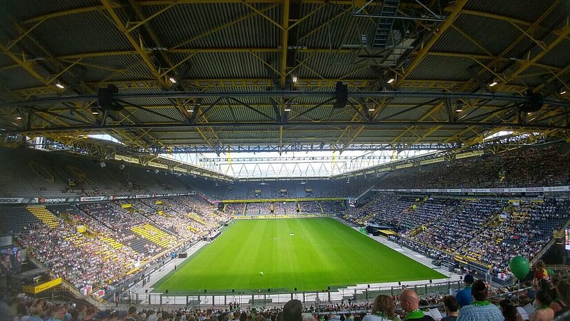 Stadion_Dortmund_Gottedienst_Kirchentag