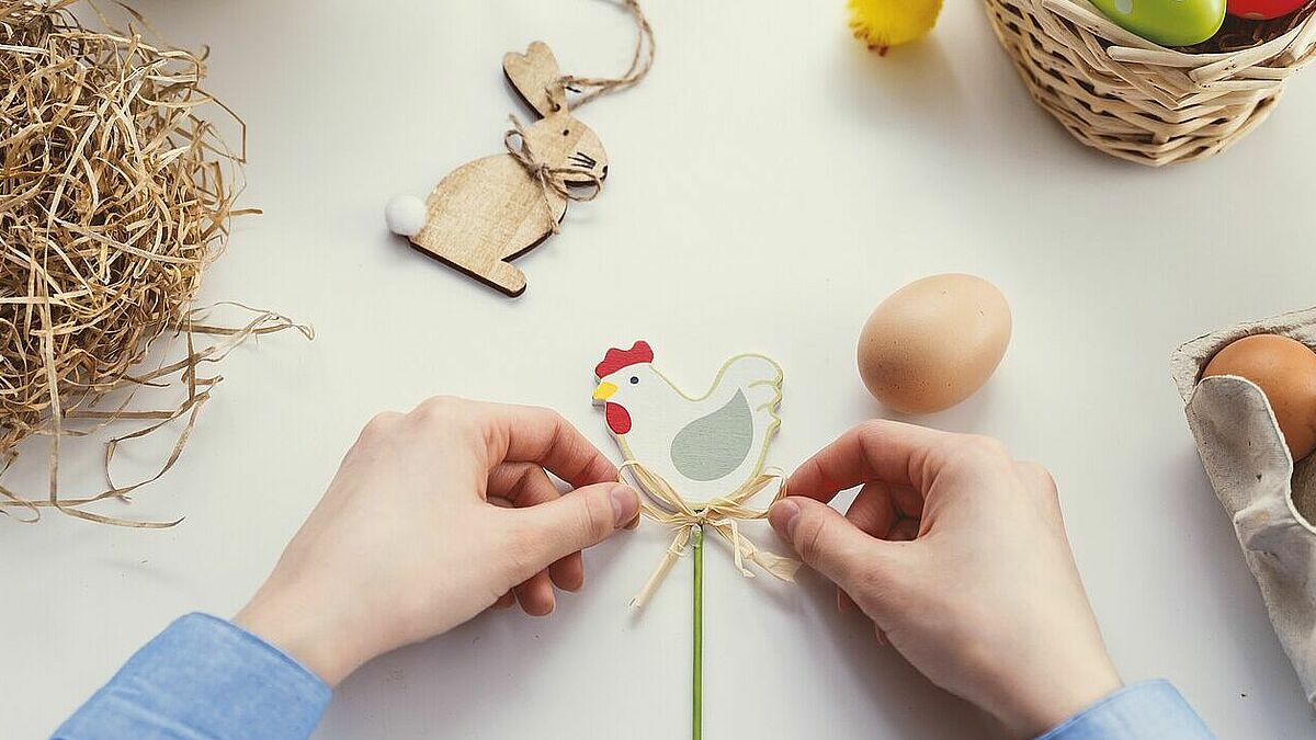 Anderen eine Freude zu Ostern bereiten, dazu lädt die Stiftung MitMenschlichkeit ein.
