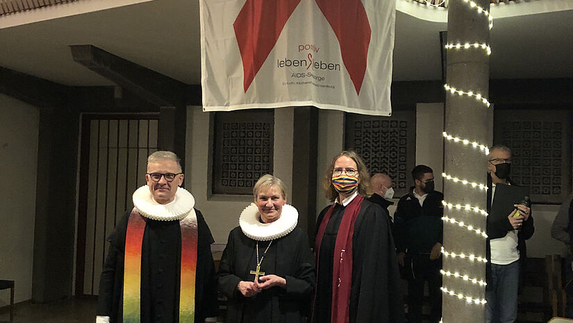 Aids-Seelsorger Pastor Lienau-Becker, Bischöfin Kirsten Fehrs und Pastorin Elisabeth Kühn hielten den Gottesdienst zum Welt-Aids-Tag in St. Georg.