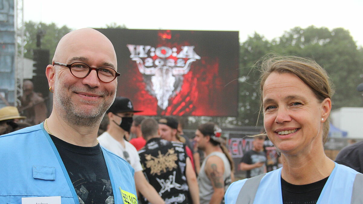 Annika Woydack mit Seelsorger Andreas W. Lüdtke auf den W:O:A 2022 