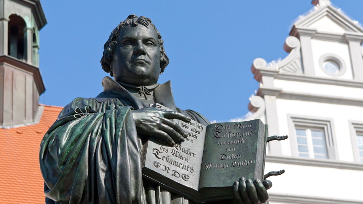 Ihm eifern die Hamburger Kinder nach: Denkmal für Martin Luther in Wittenberg