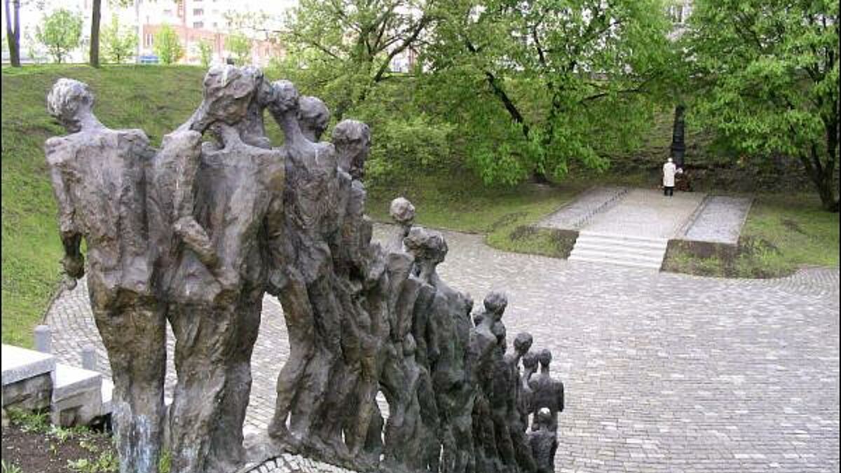 Plastik in Minsk zur Erinnerung an die Ermordung der Juden (Symbolbild)