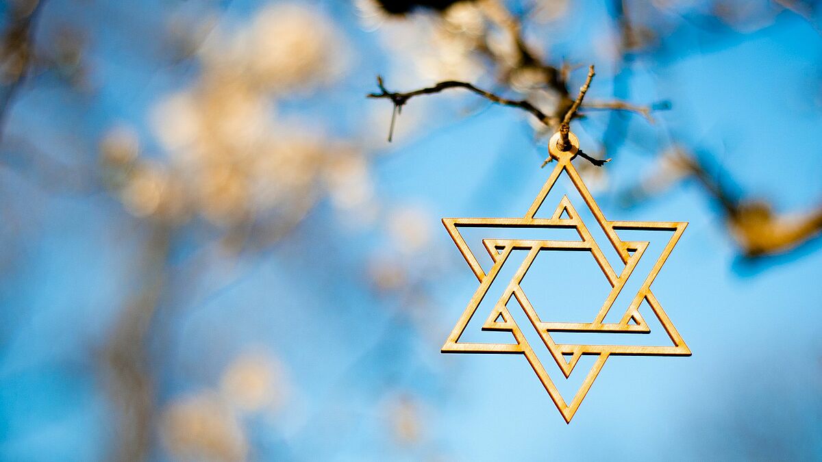 Der Bornplatz soll nicht leer bleiben: Die zerstörte Synagoge soll neu aufgebaut werden, um das jüdische Leben in Hamburg zu stärken. 