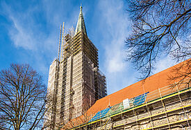 Dom Schleswig mit Gerüst 