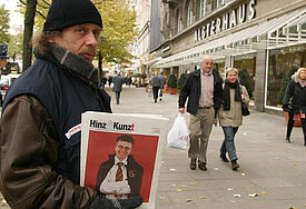 Die ältesten Wohltäter Hamburgs feiern Jubiläum Die Obdachlosenzeitschrift "Hinz&Kunzt" wurde von der "Patriotischen Gesellschaft" mit gegründet