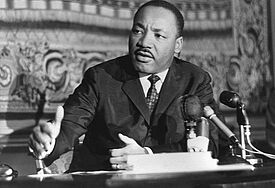 Der schwarze Bürgerrechtler und Friedensnobelpreisträger Dr. Martin Luther King geboren am 15. Januar 1929 wurde am 4. April 1968 von einem fanatischen Attentäter erschossen. 