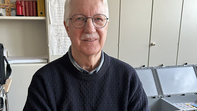 Reinhard Fetzer arbeitet ehrenamtlich im Repaircafé.