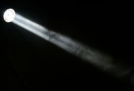 Scheinwerferlicht.