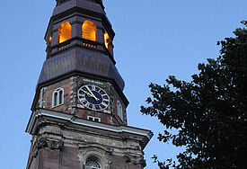 Es ist eine Tradition in der Hamburger Hauptkirche St. Katharinen: Zum 50. Mal gestalten Mitglieder von Amnesty International den Gottesdienst zum Buß- und Bettag