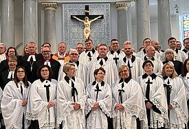 Festlicher Gottesdienst in Warschau zur Ordination von neun Frauen