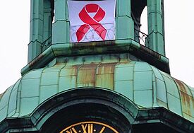 In der St. Georgkirche Hamburg findet traditionell der Gottesdienst zum Welt-Aids-Tag statt.