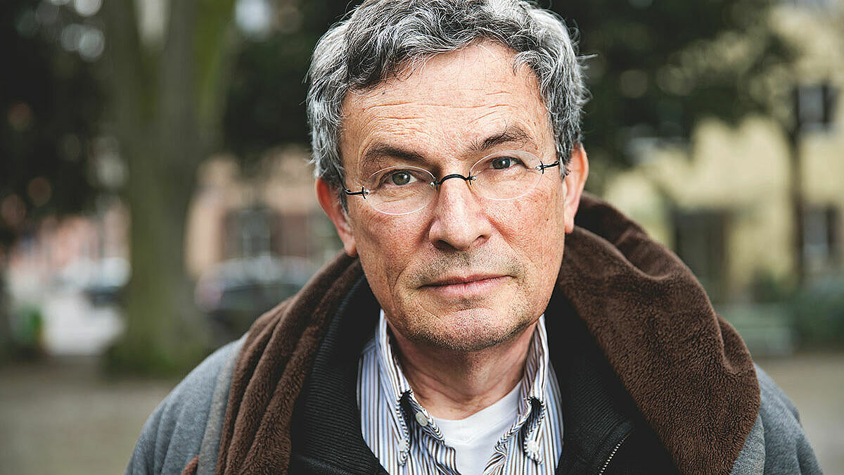 Der Schweizer Autor Charles Lewinsky liest am 24. Mai bei der Veranstaltungsreihe amtsKultur