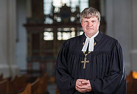 Dr. Andreas von Maltzahn, Bischof im Sprengel Mecklenburg und Pommern mit Sitz in Schwerin. Das Foto entstand im Juli 2014 bei der Tagung des Bischofsrates der Nordkirche im Dom zu Greifswald