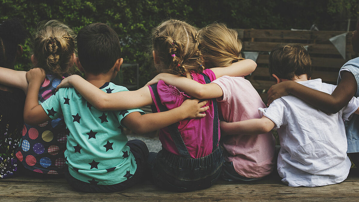 Solidarität zeigen: Beim Aktionsjahr sammeln Kinder für andere Kinder Spenden. Ziel ist es, für das Thema Kinderarbeit zu sensibilisieren. 