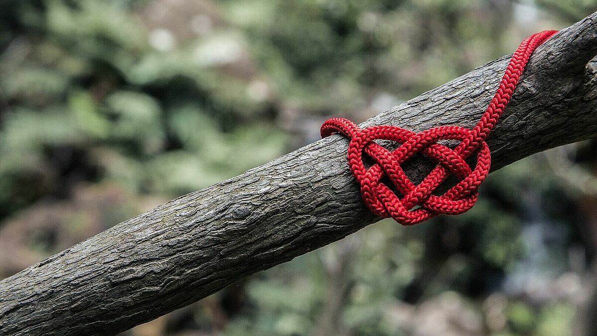 Herz als Netz gestrickt