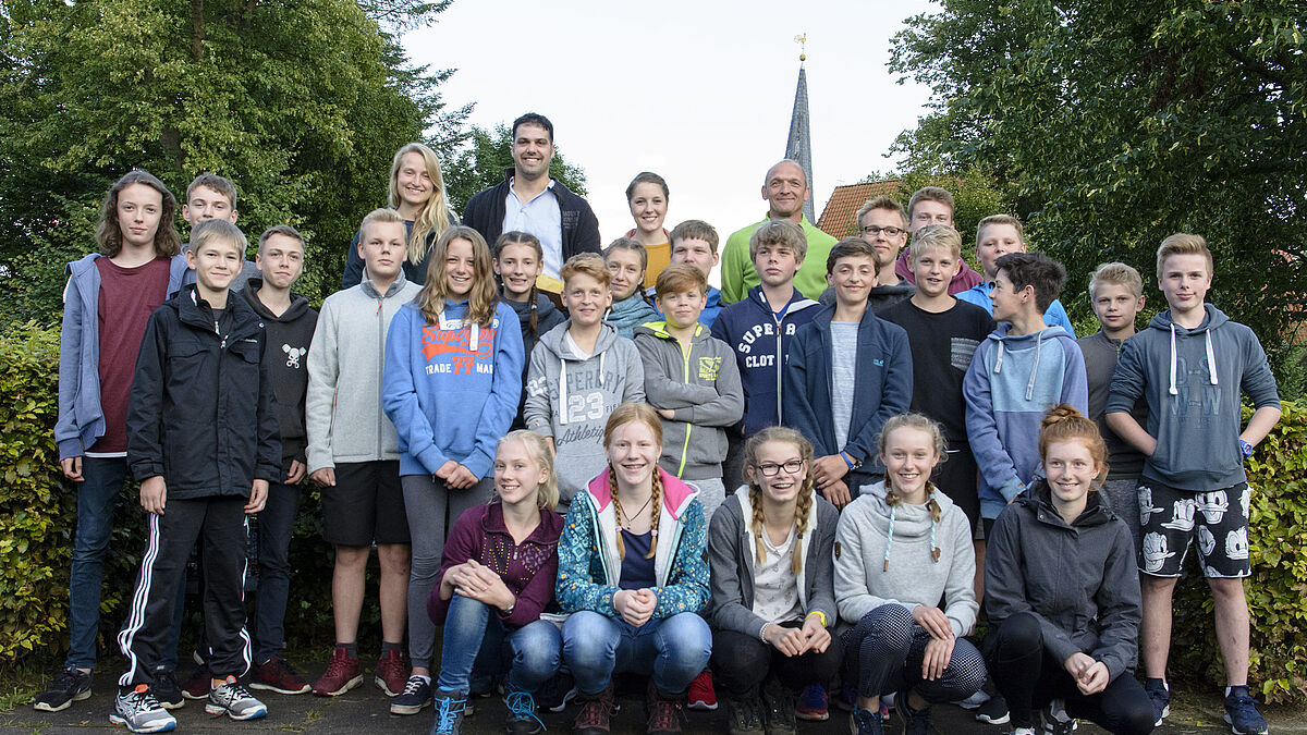 Gruppenfotos fürs Familienalbum: Zum ersten Mal fahren 26 Konfirmanden zum Ferien-Seminar nach Südtirol.