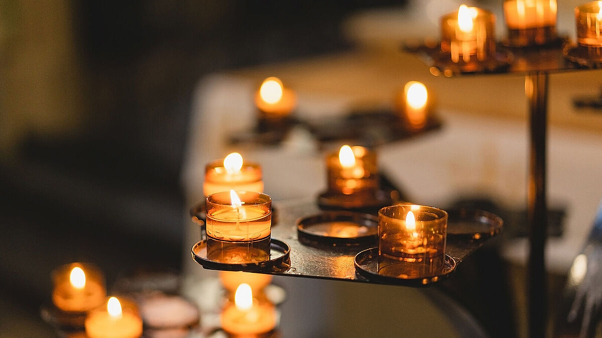 1494510588 Weltweit beten Christen für die Menschen und Frieden im Nahen Osten.