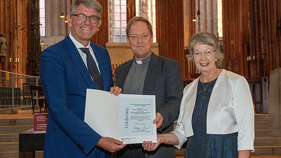 Kulturstaatsminister Wolfram Weimer und Landesbischöfin Kristina Kühnbaum Schmidt würdigen Bedeutung der Lübecker Welterbestätten
