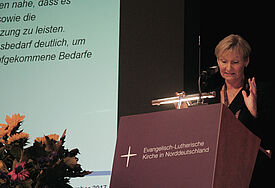 Bischöfin Fehrs auf der Landessynode
