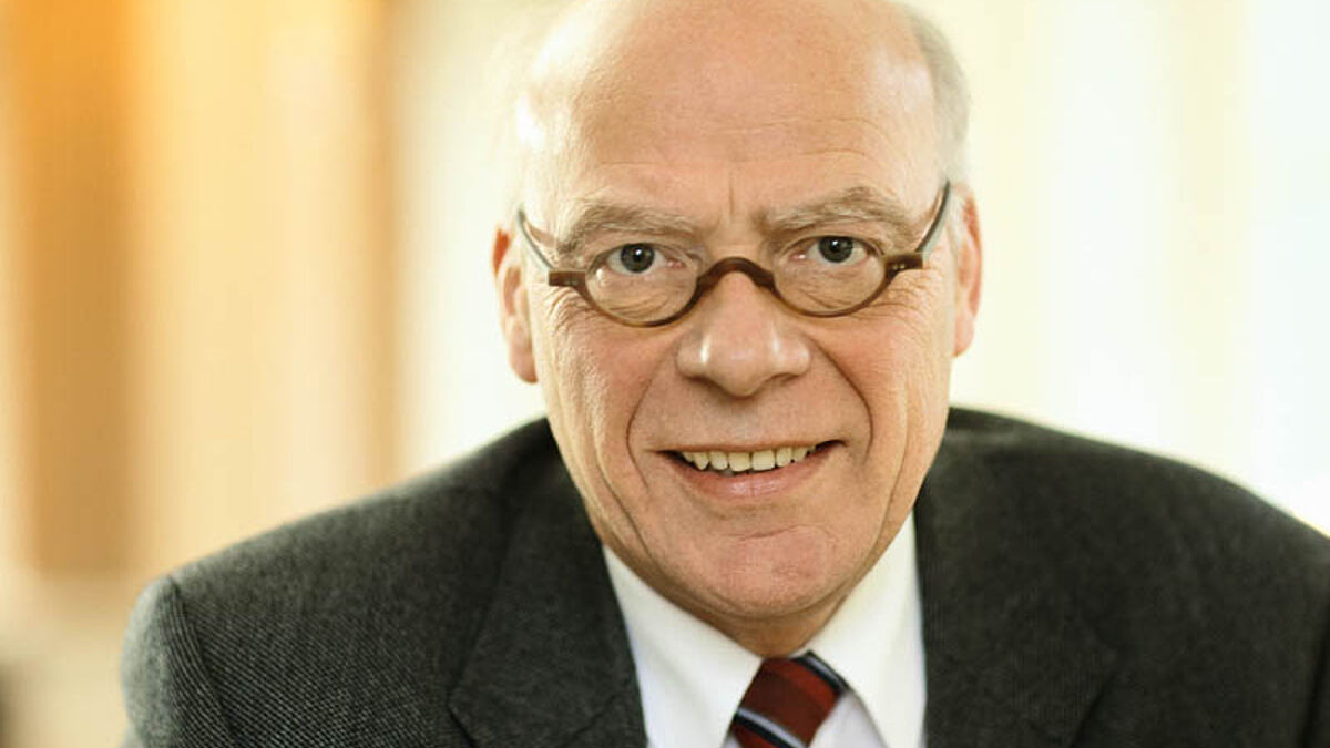 Bischof Gerhard Ulrich