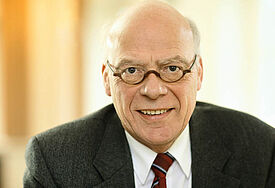 Bischof Gerhard Ulrich