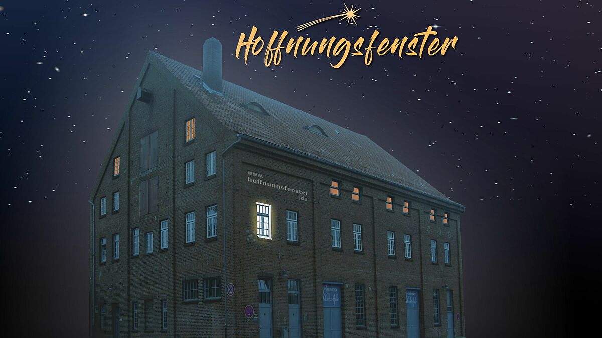 Die ökumenische Aktion Hoffnungsfenster bringt in Elmshorn Licht in die Weihnachtszeit, die unter Corona-Bedingungen gefeiert werden muss. 