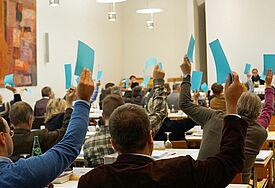 Die pommersche Kirchenkreissynode bei einer stimmte in Züssow für mehr Pfarrstellen