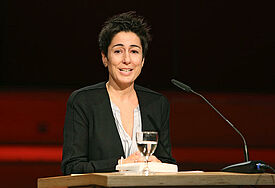 Die ZDF-Journalistin und Moderatorin Dunja Hayali ist am Mittwochabend (12.10.16) in Hamburg mit dem Robert Geisendoerfer Sonderpreis ausgezeichnet worden