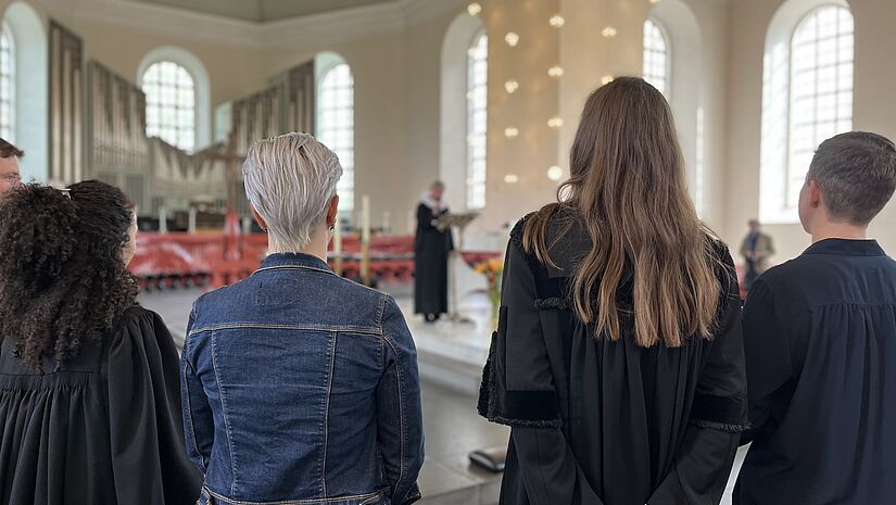 Bischöfin Kirsten Fehrs beim Gottesdienst in St. Trinitatis.