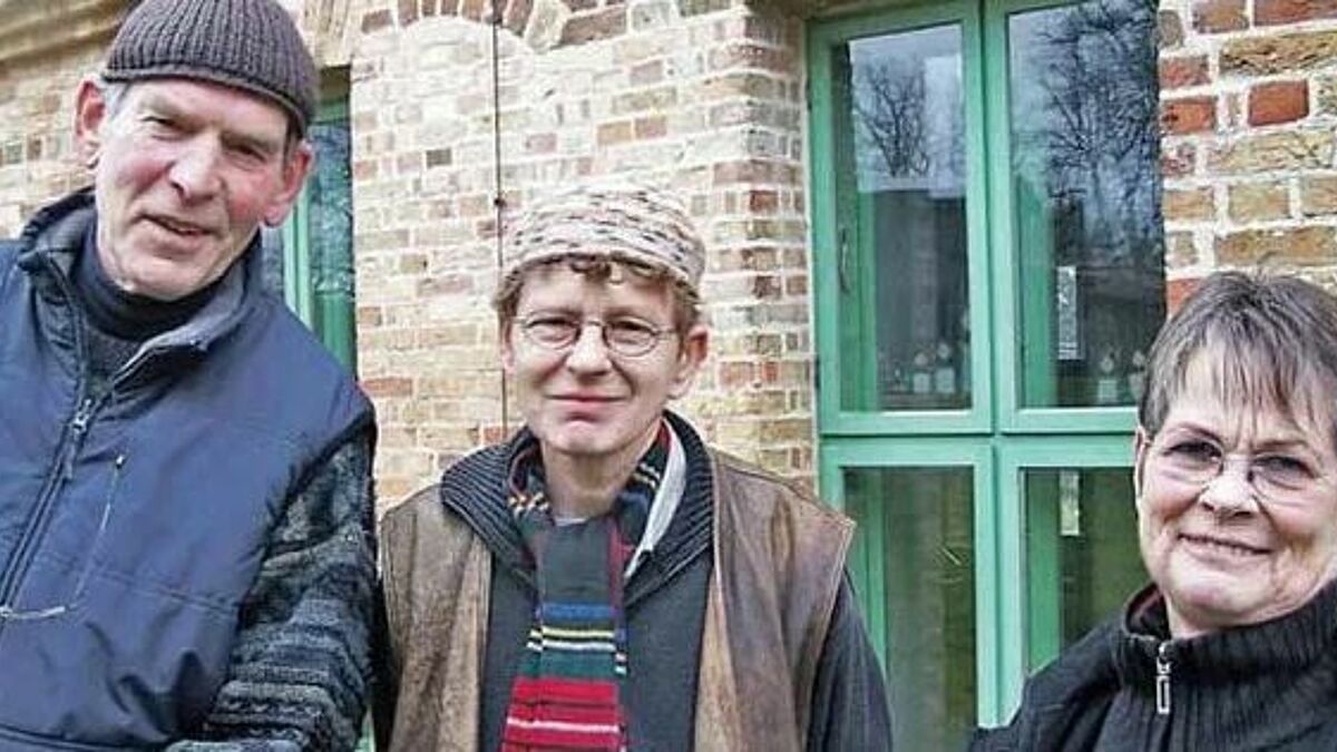 Zum 1. Dezember 2014 hatte das Ehepaar Anders die Leitung des Pilgerklosters Tempzin abgegeben. Doris Mertke (Mitte), wurde die Nachfolgerin (Archiv 2015)