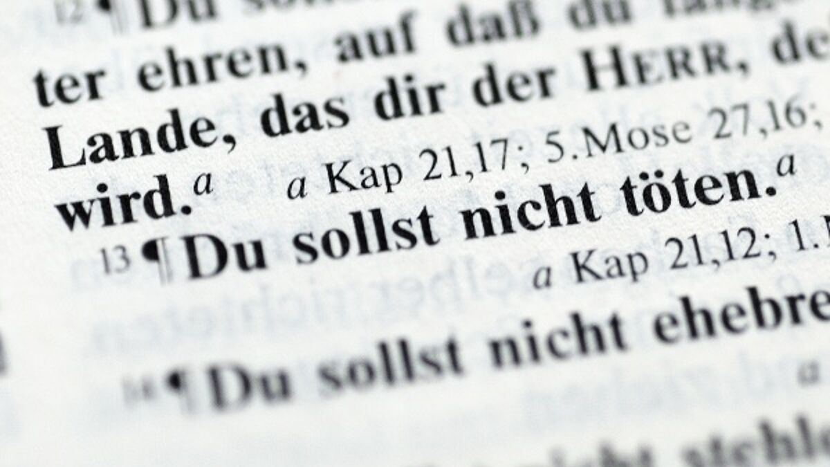 Auszug der Zehn Gebote in der Bibel (2. Mose 20): "Du sollst nicht töten"