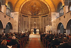 Die Christuskirche in Rom während eines Gottesdiensts (Symbolfoto)