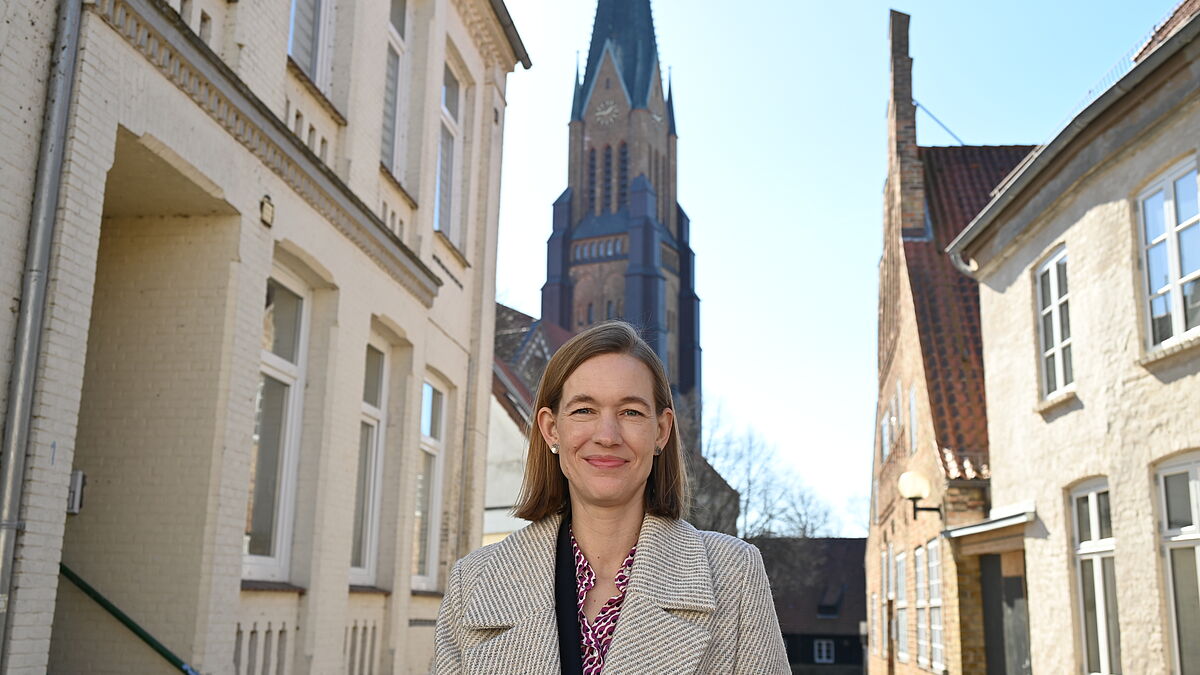 Neu in der Stabsstelle Prävention – Fachstelle gegen sexualisierte Gewalt der Nordkirche: Mirja Beck. Foto: Anja Ahrens/Nordkirche