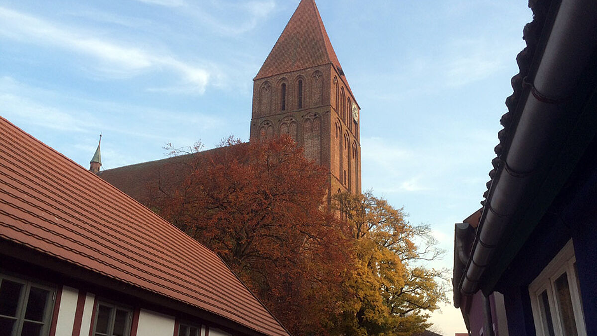 Marienkirche zu Grimmen: Gottesdienst zum Auftakt für den Reformationsempfang 2015 der Nordkirche.