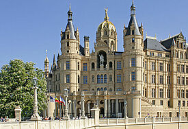 Das Schweriner Schloss ist heute Museum und zugleich Sitz des Parlamentes des Landes Mecklenburg-Vorpommern.