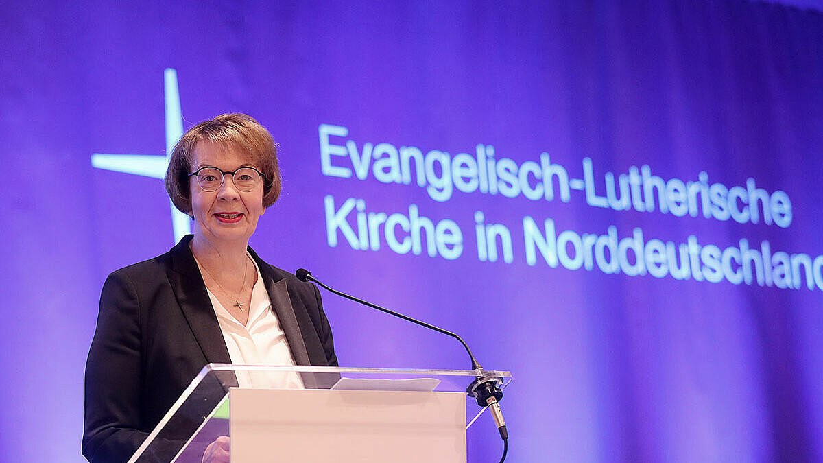 Landesbischöfin Kristina Kühnbaum-Schmidt führte die Synodalen ins Thema Kirche im Umbruch ein