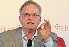Der Wittenberger Theologe Friedrich Schorlemmer (epd-Archiv 2011).