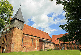 Das Kloster Rühn ist ein ehemaliges Benediktinerinnenkloster in Rühn im Landkreis Rostock