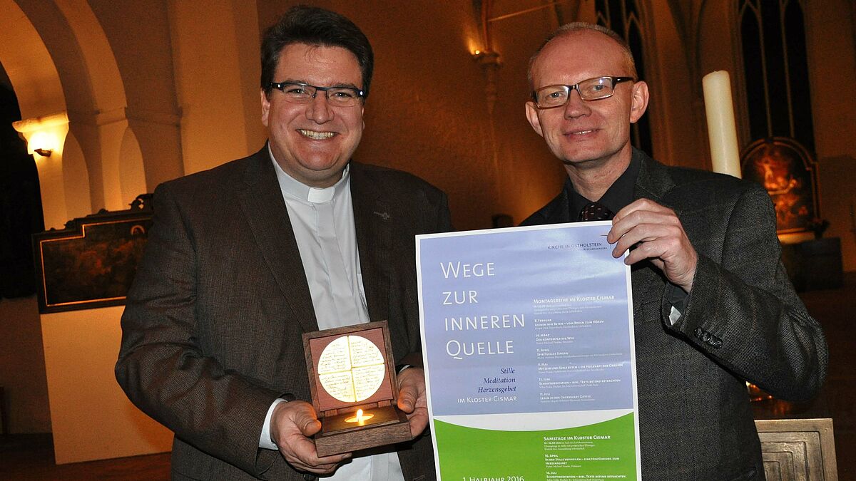 Propst Dirk Süssenbach (li.) und Pastor Michael Franke